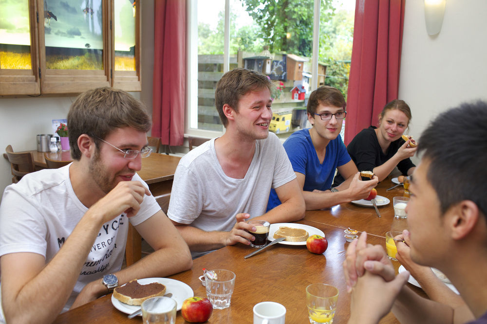 Stayokay Hostel ฮาร์เลม ภายนอก รูปภาพ
