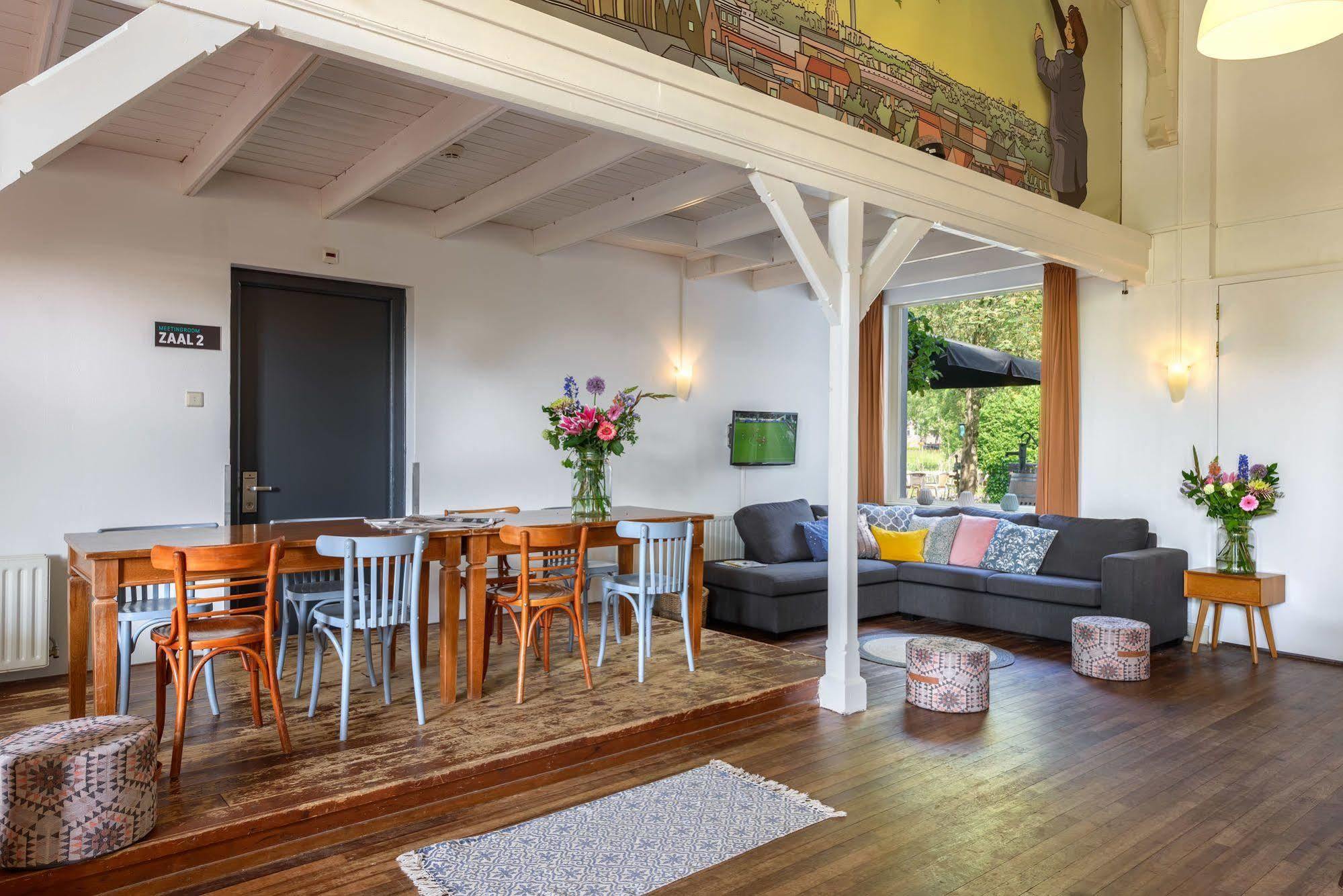 Stayokay Hostel ฮาร์เลม ภายนอก รูปภาพ